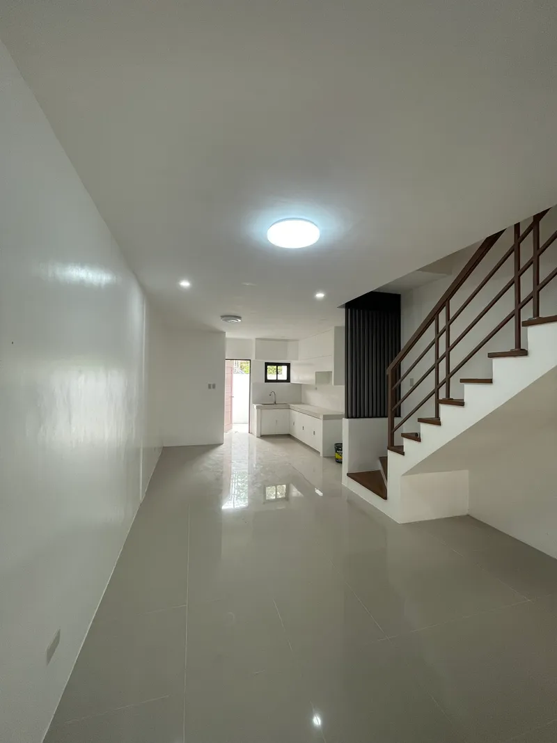5 brand new units, Modern 3-Storey. 4-Bedroom Townhouse in Caloocan